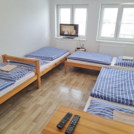 Apartman Plasy Εξωτερικό φωτογραφία